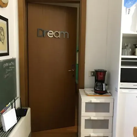 Amodomio *